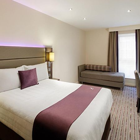 Premier Inn Дъмфрийс Екстериор снимка