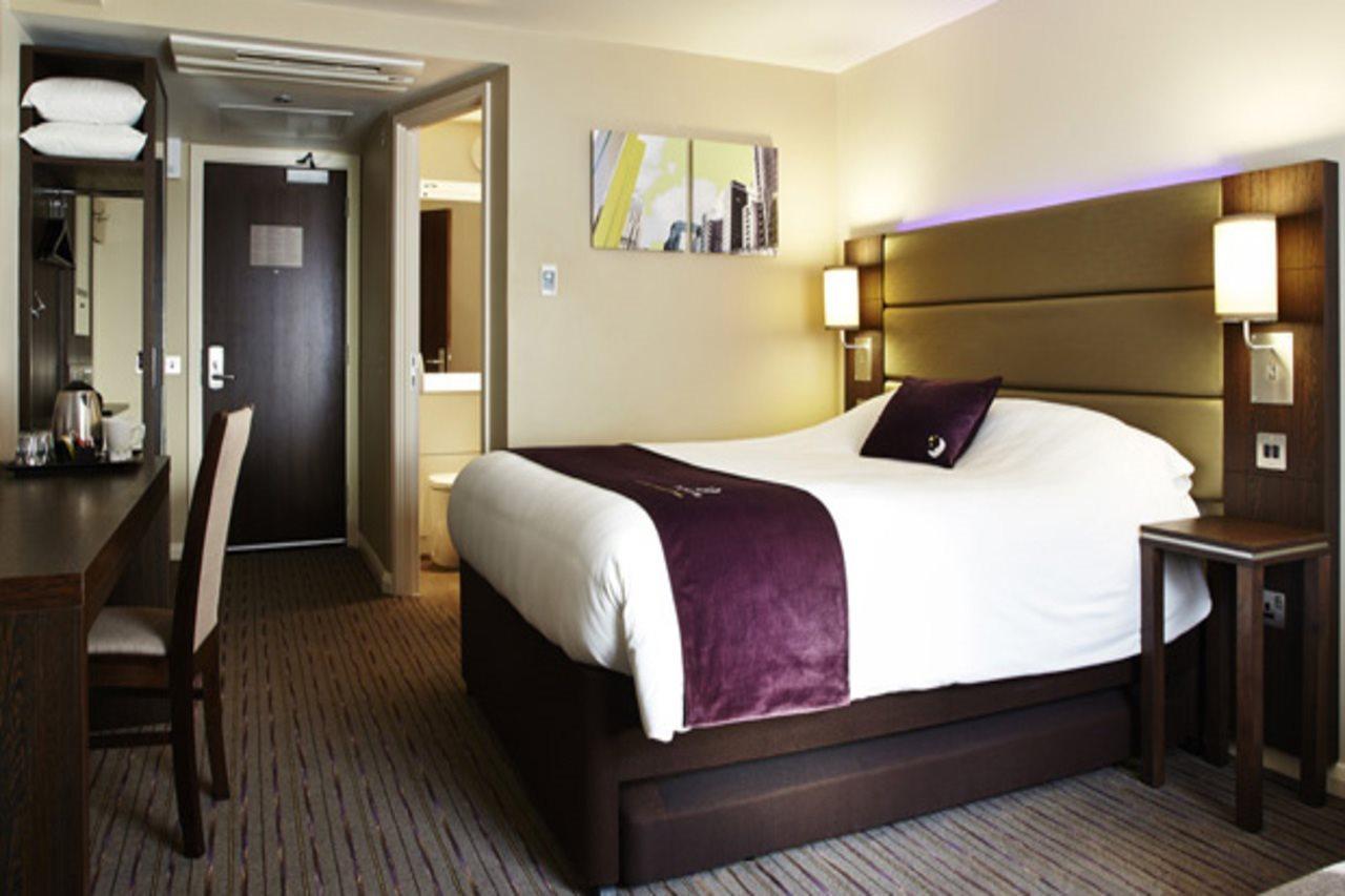 Premier Inn Дъмфрийс Екстериор снимка